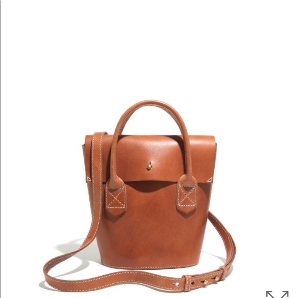 Madewell The Dover Bucket Bag